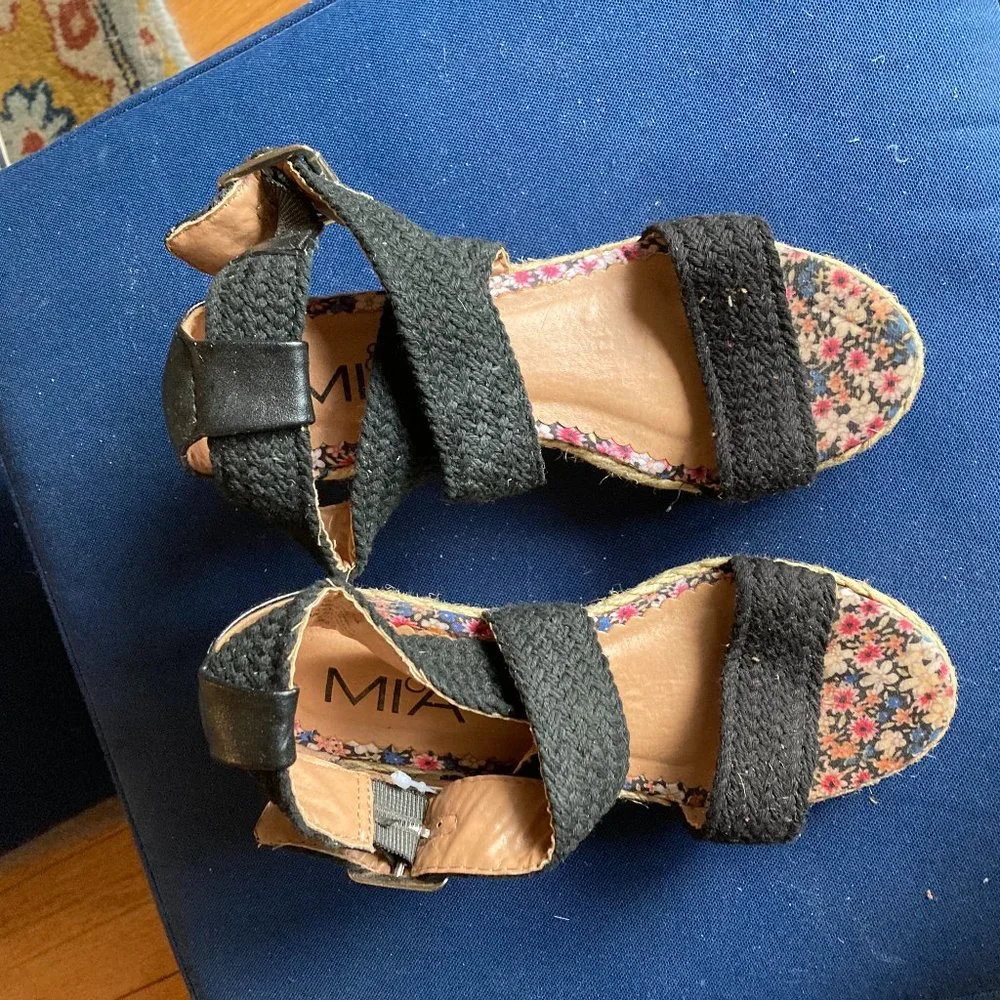 Black Weave Wedges for Girls